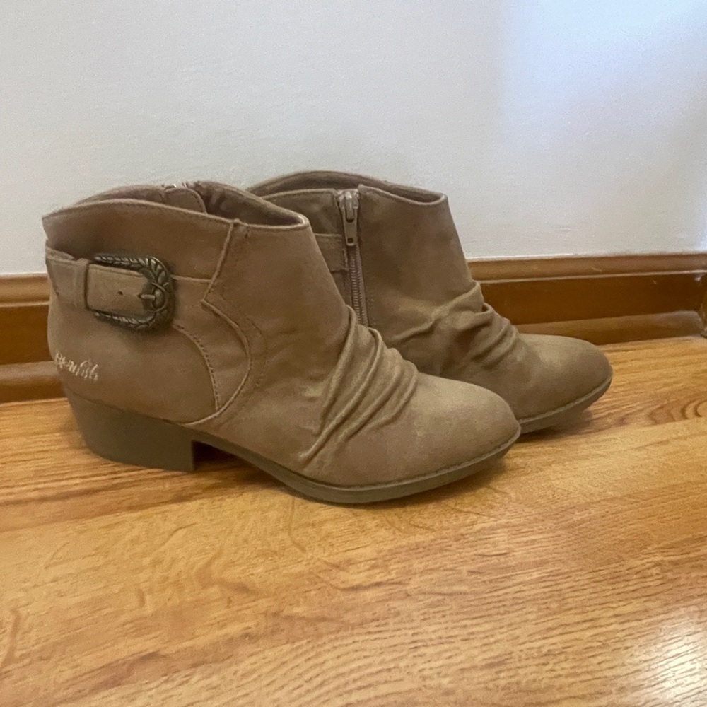 Women's Blowfish Tan Ankle Booties